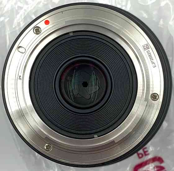 Сверхширокоугольный объектив Rokinon FE14M-C 14 мм F2.8 для Canon Павлодар