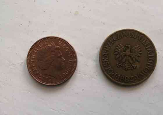 Продам польскую монету 5 злотых 1984 год и 1 пенни королевы Елизаветы 2007 год Усть-Каменогорск