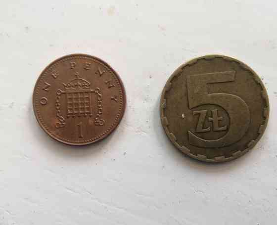 Продам польскую монету 5 злотых 1984 год и 1 пенни королевы Елизаветы 2007 год Усть-Каменогорск