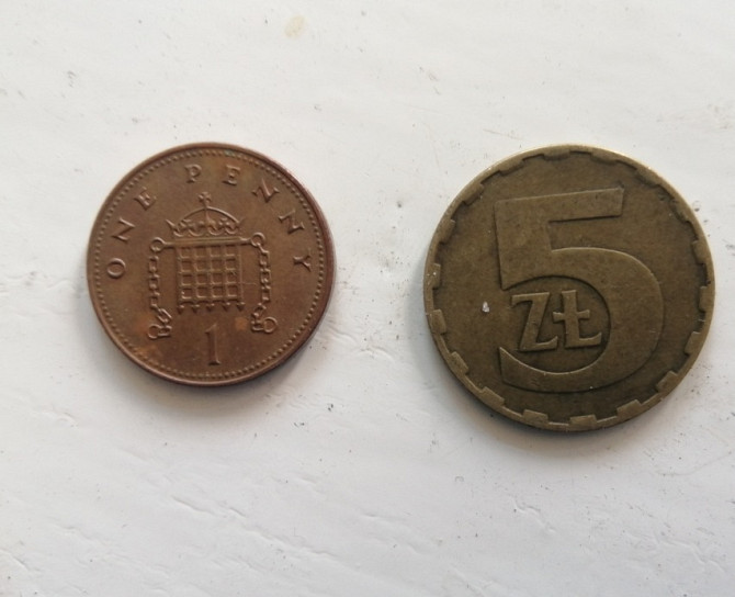 Продам польскую монету 5 злотых 1984 год и 1 пенни королевы Елизаветы 2007 год Өскемен - сурет 6