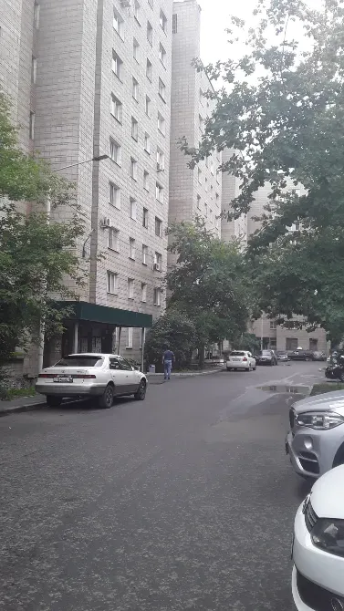 Продам 3-комнатную квартиру по Наб. Славского 22 Усть-Каменогорск - изображение 2