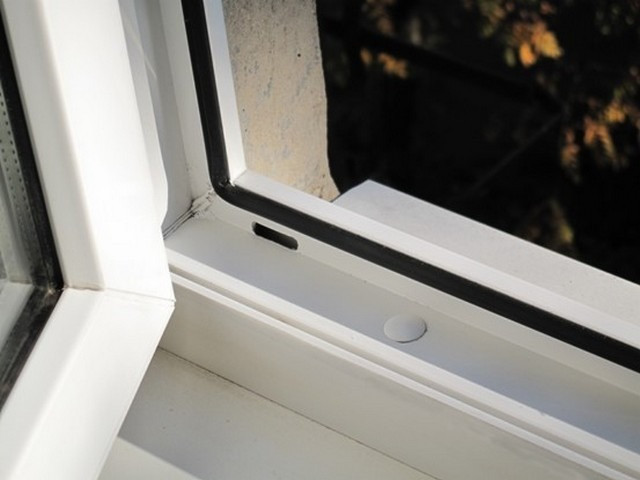 Замена резины на окнах и дверях ПВХ Қарағанды - сурет 1