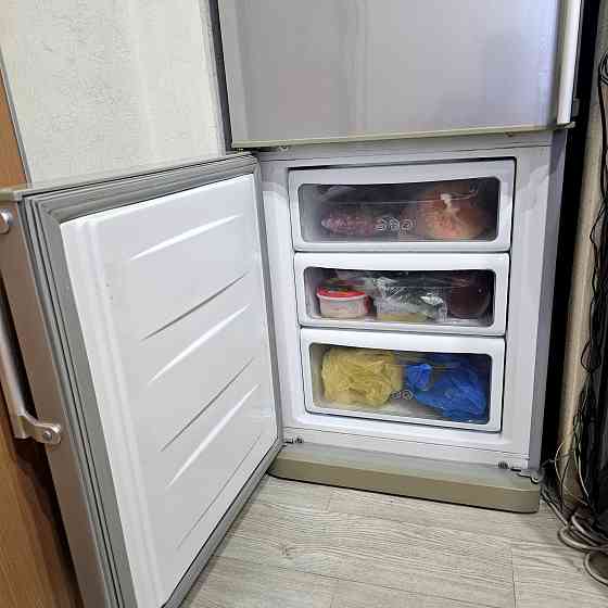Продам холодильник LG Рудный