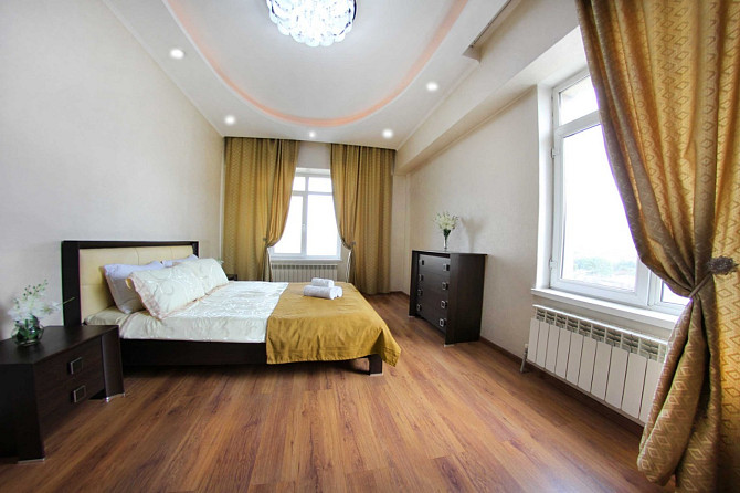 Сдам 3-комнатную квартиру, посуточно Алматы - изображение 1