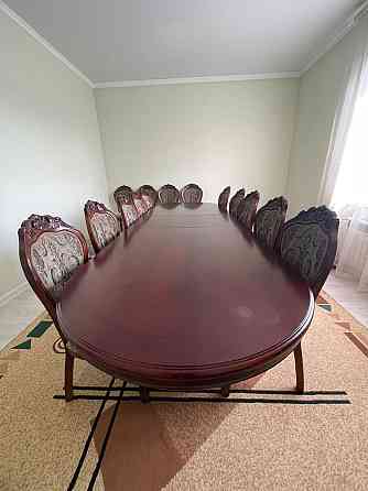 Продам гостиную: стулья, стол Алматы