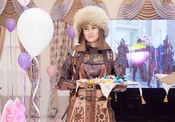 Тұсау кесер — Баланы тақпен шығару Алматы