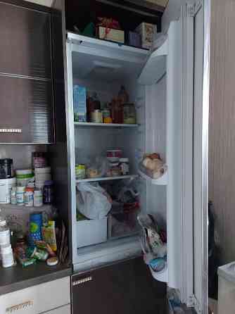 Продам кухонный гарнитур с холодильником Алматы