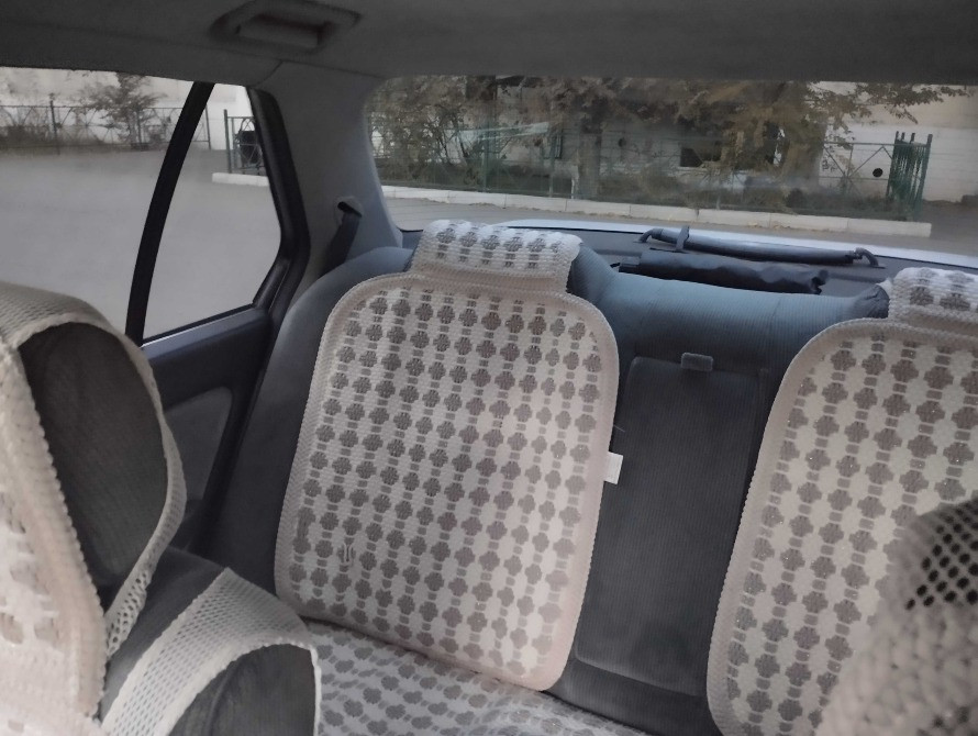 Артқы орындықтың ішкі көрінісі