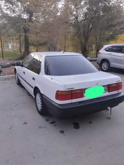 Автомобильдің артқы көрінісі