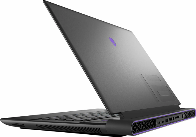 Alienware ноутбұрының артқы көрінісі: порттар мен желдетуді ерекшелеп көрсету