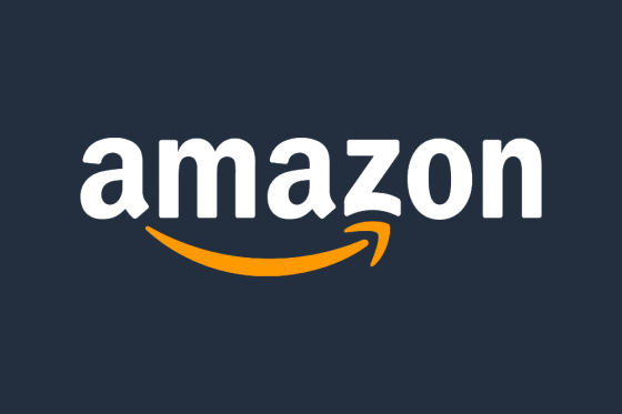 Amazon логотипы, ақ мәтін, қара көк фон, сары күлкі