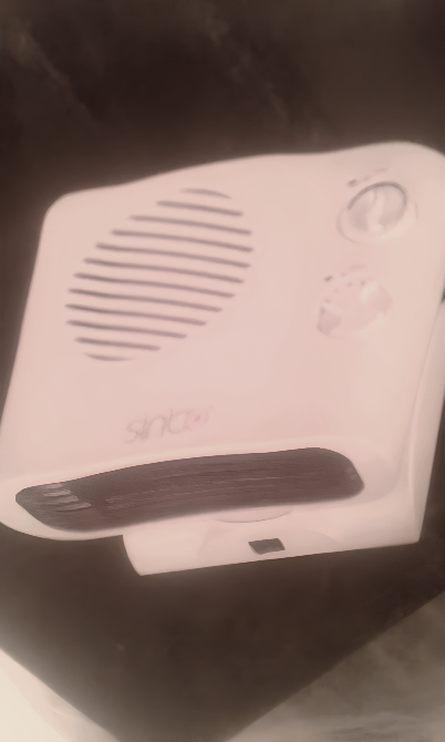 Sinbo FH-138 жылытқышы, екі жұмыс режимі, температураны реттеу және қызып кетуден қорғау