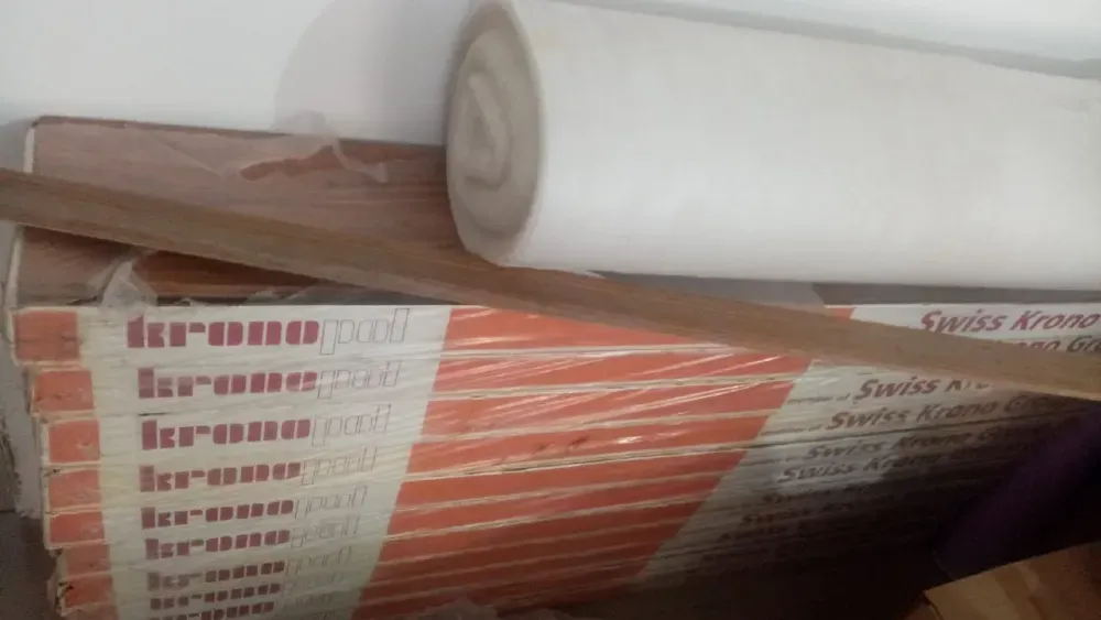 Kronopol ламинатымен оралған пакеттер