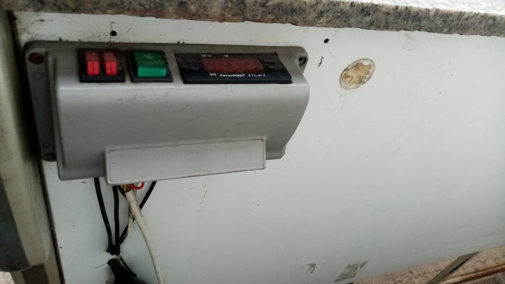 Температураны баптау үшін батырмалармен басқару панелі