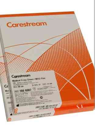 Упаковка медицинской рентгеновской пленки Carestream, размеры 24 x 30 см, предназначена для использования в медицинских учреждениях