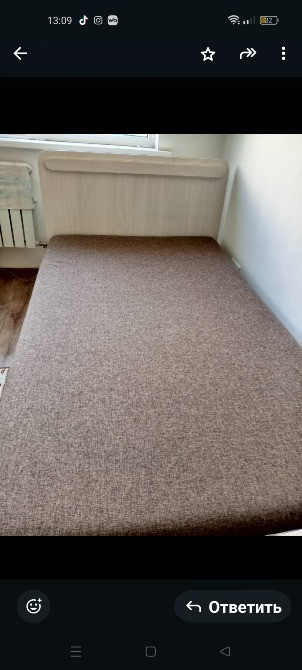 Матрасыммен төсек, үстінен көрінісі