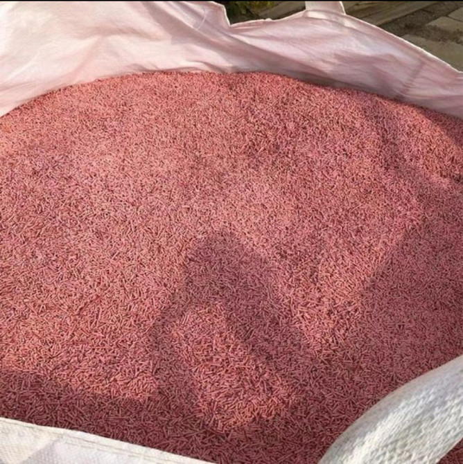 Үлкен упаковкадағы порошокты гранулалар