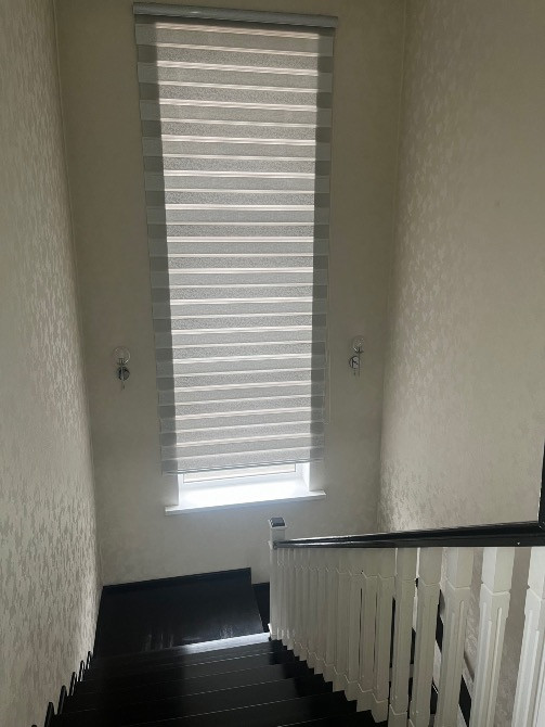 екінші қабатқа баспалдақ