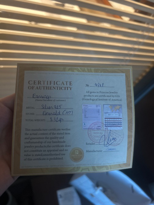 Сертификат подлинности на изделия с подтверждением их качества и происхождения