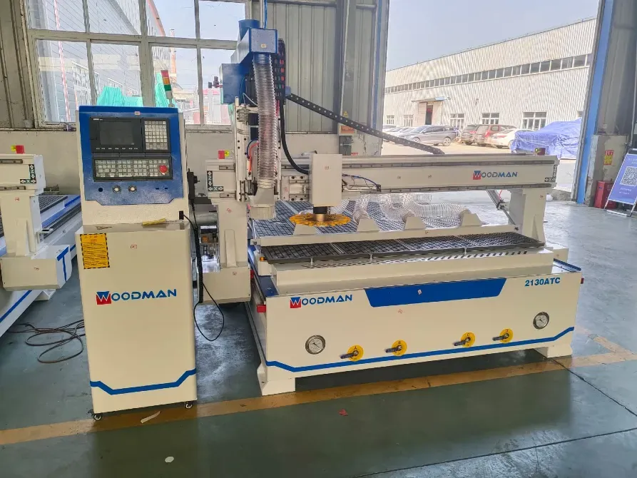 WOODMAN ЧПУ станогы, модель 2130ATC, өндірістік бөлмеде
