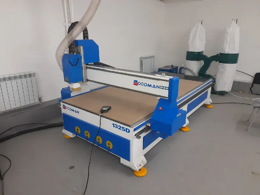 WOODMAN станогы, модель 1325D, өндірістік алаңда