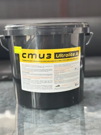 Ведро с краской Ultrаlite A на основании полиуретана для отделки и защиты
