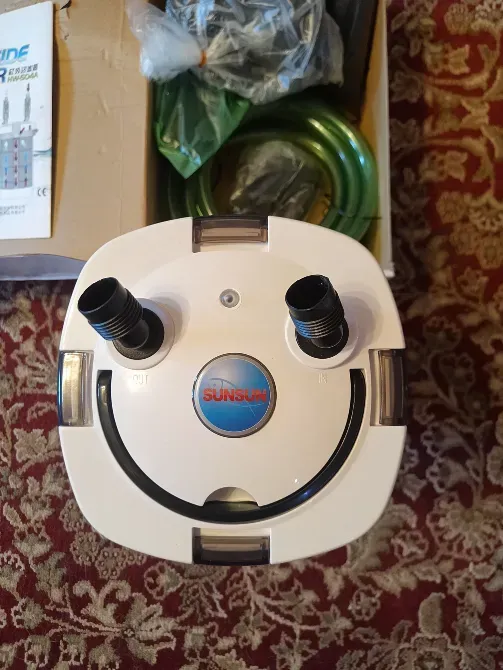 Устройство фильтра для аквариума с двумя выходами