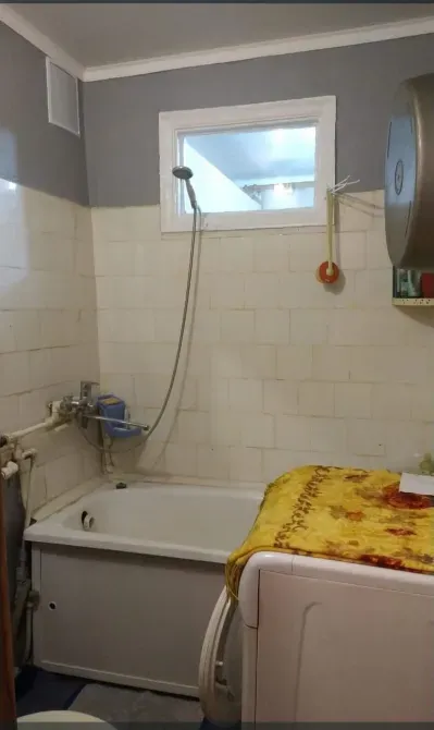 Жуынатын бөлме, душ және кір жуғыш машинамен