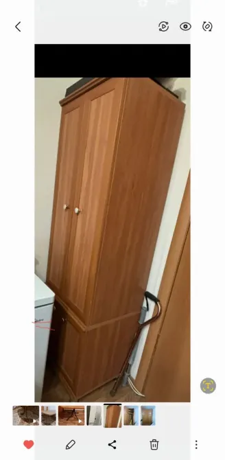 Шкаф с дверцами и полками