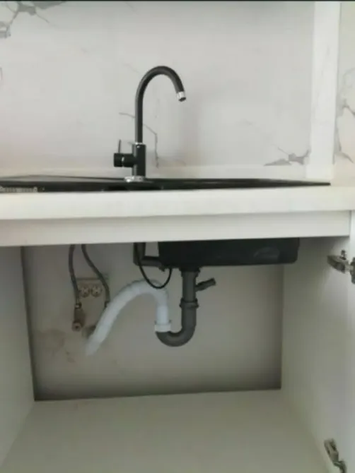 Ас үйдегі раковина астындағы ағысты жүйе