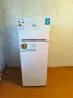 Beko тоңазытқышы ас үйде ашық есіктермен
