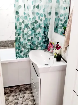 Продам 3-к квартиру, 3/3, 70м2 в Алматы Алматы қаласы