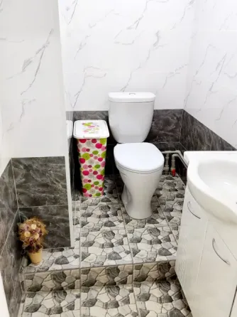 Продам 3-к квартиру, 3/3, 70м2 в Алматы Алматы қаласы