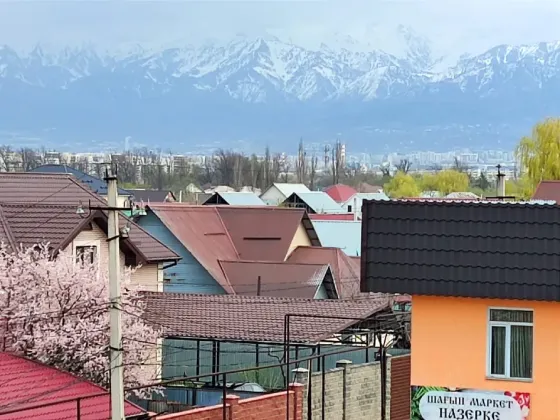Продам 3-к квартиру, 3/3, 70м2 в Алматы Алматы қаласы