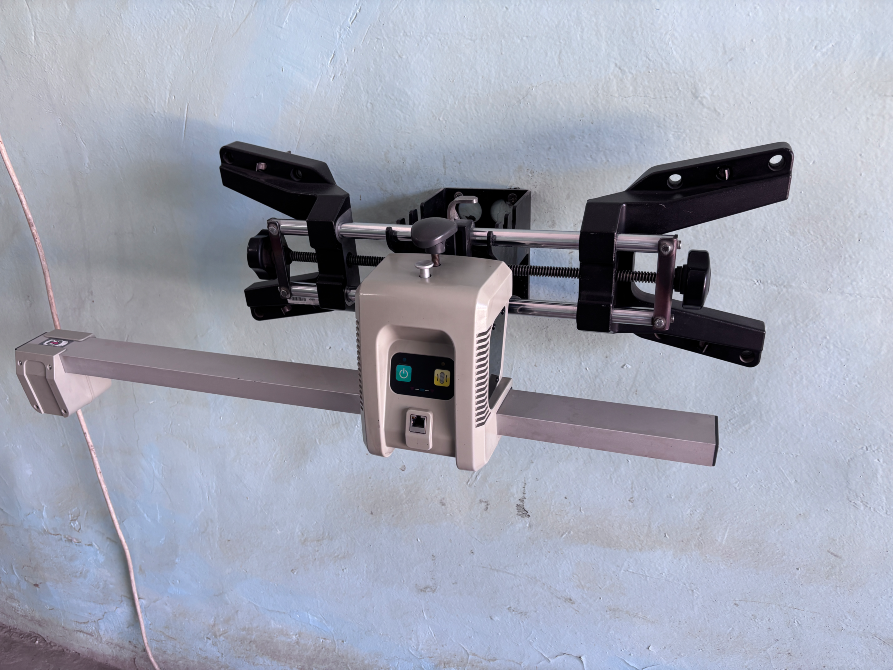 Қабырғаға орнатылған дөңгелектерді теңестіру құралы