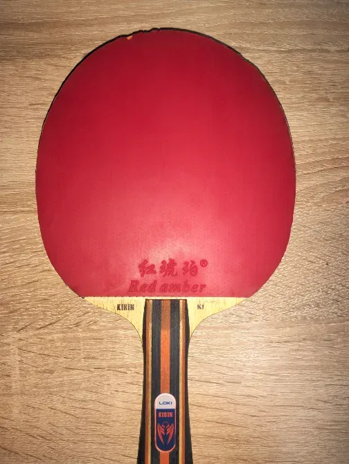 Ракетка для настольного тенниса с красной стороной