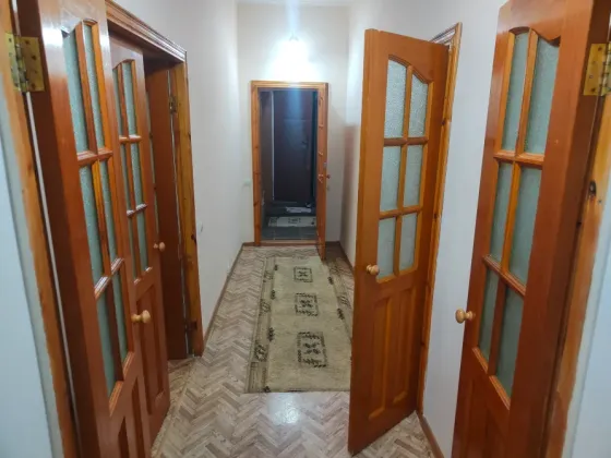 Коридор бірнеше есіктермен