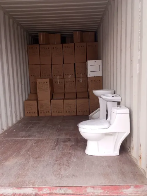 Қораптармен контейнердегі унитаздар