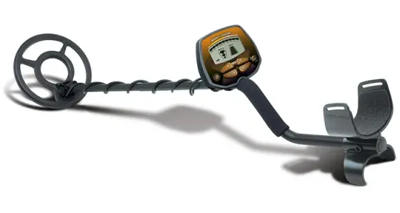 Металлоискатель с дисплеем и рукояткой для поиска металлов под землей