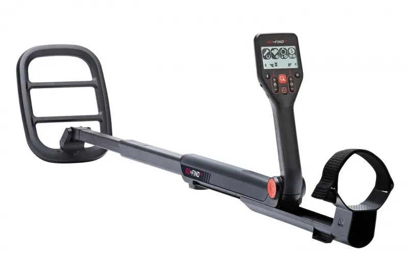 Экранды металл іздеуші, ұзын тұтқасы бар, металдарды іздеуге арналған.