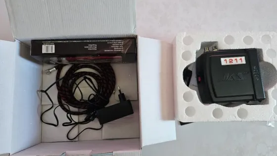 Мини компрессор JAS 1211 в упаковке, предназначенный для аэрографов