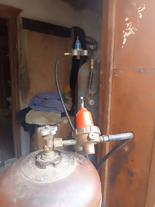 Газдар, жабдық, цилиндрлер, қосылу жүйесі