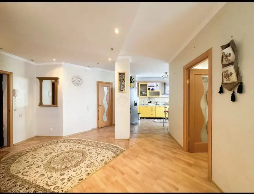 Асүйге өтетін кең дәліз