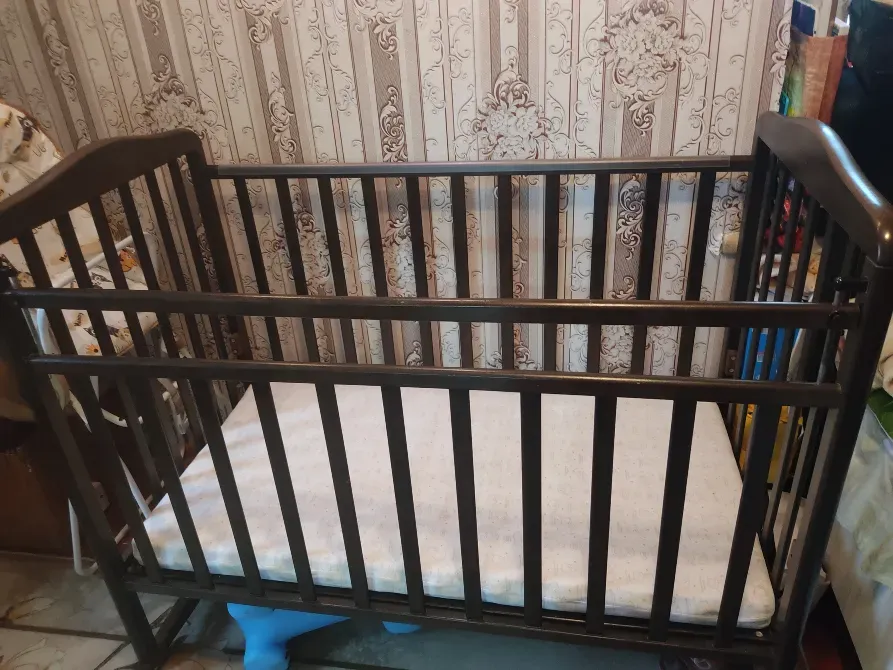 Нәрестеге арналған кереует матраспен