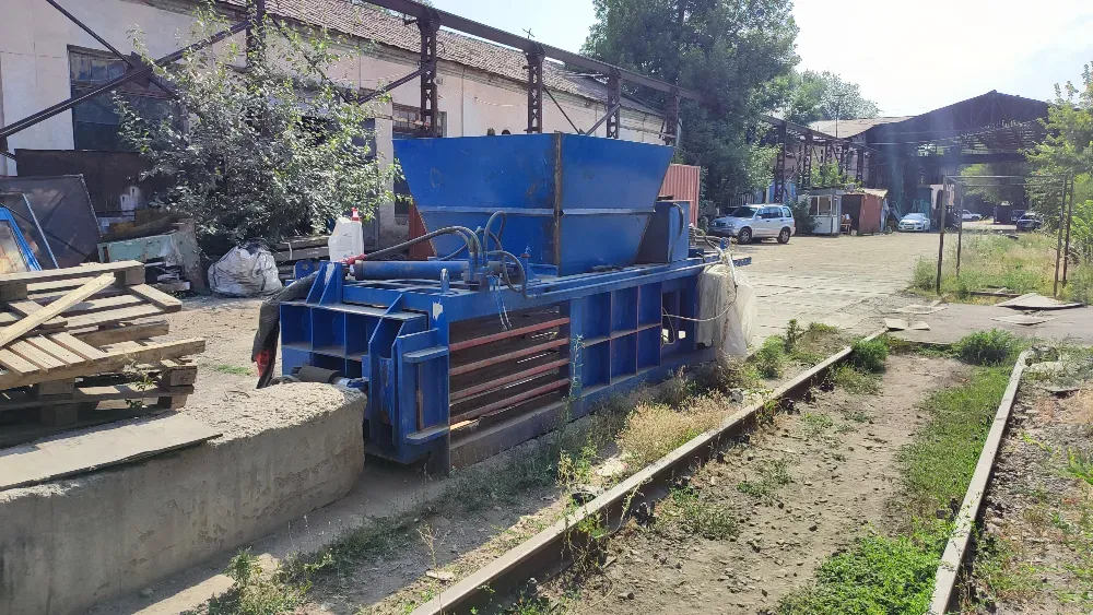 Установка для переработки на проселочной дороге