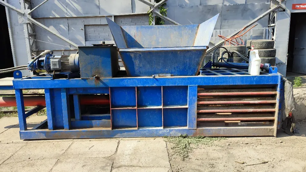 Боковой вид установки с фрезеровочным механизмом