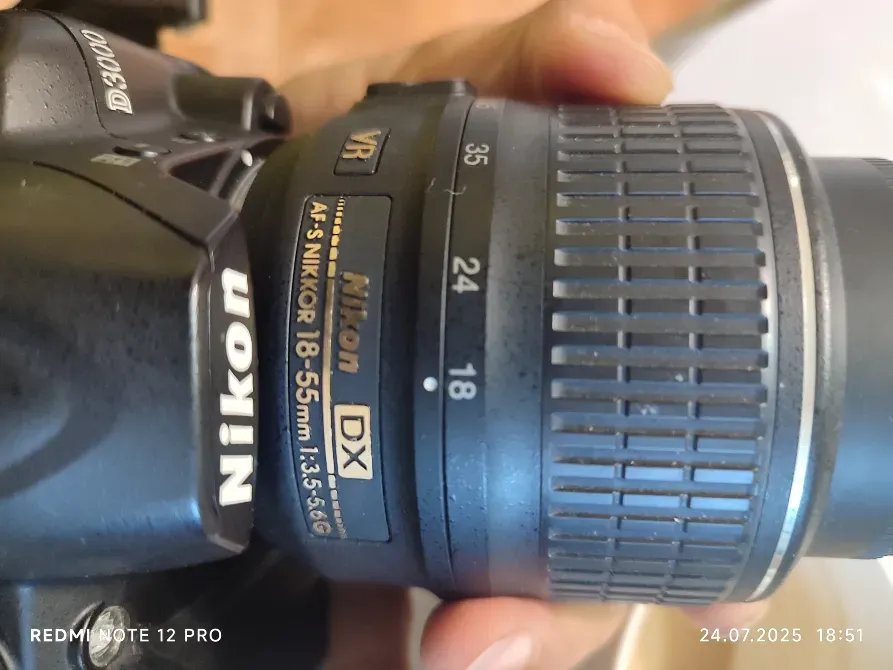 объектив Nikon AF-S DX 18-55mm