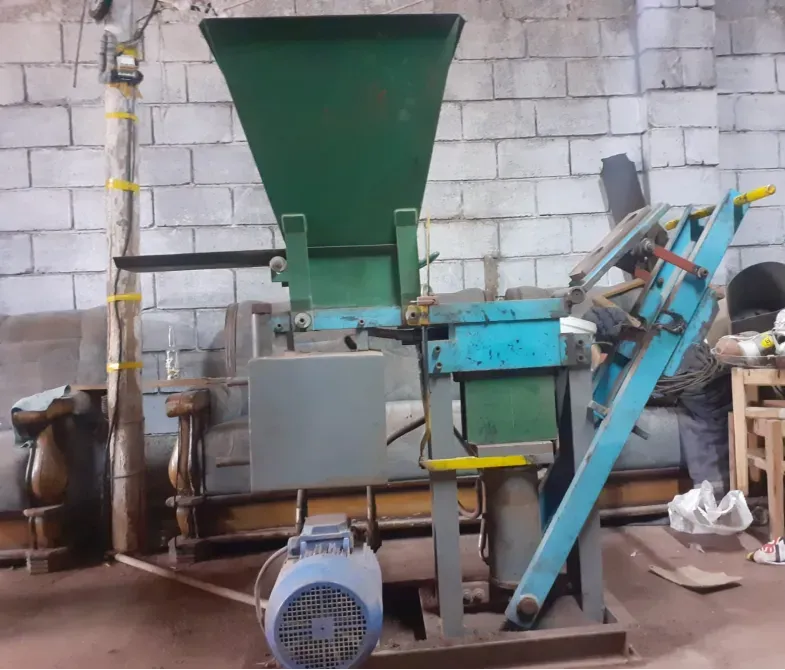 Изображение другого устройства для производства блоков