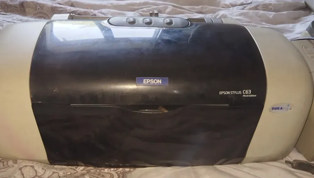 Epson Stylus C63 принтері жанама батырмалармен