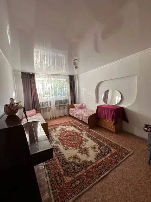 Светлая комната с пианино